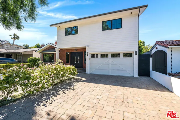 4239 W Mcfarlane Avenue, Burbank, California 91505