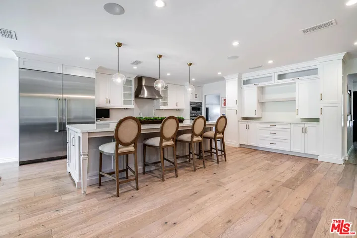 4239 W Mcfarlane Avenue, Burbank, California 91505