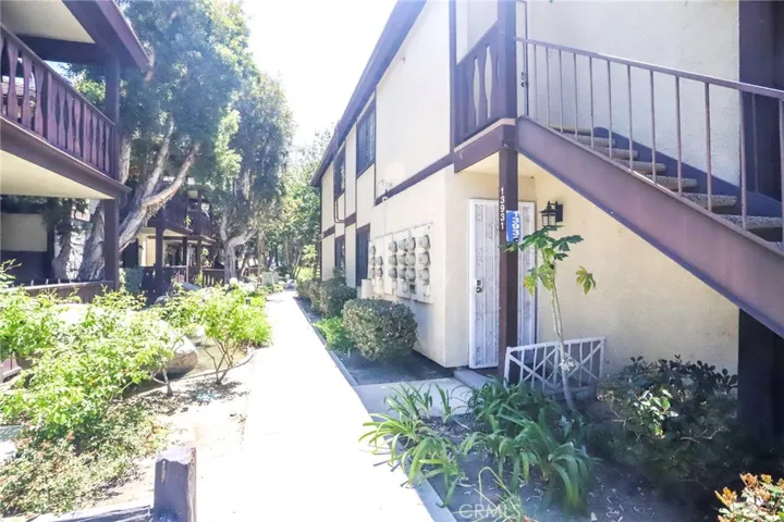 13931 Spring Water Court, Garden Grove, California 92843