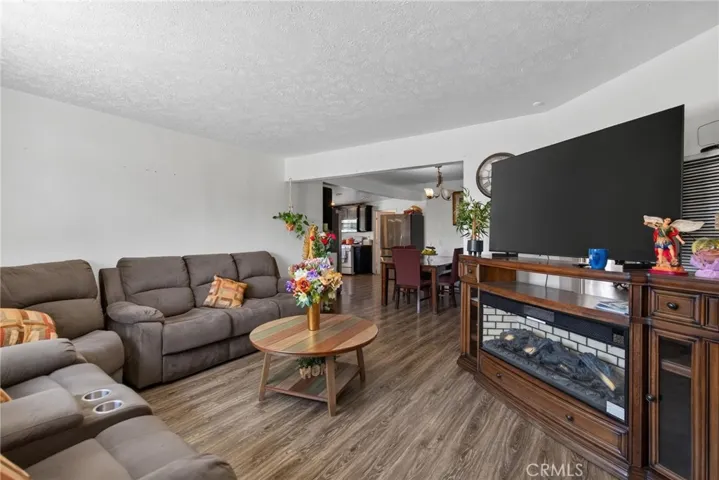 13813 Clearcrest, Baldwin Park, California 91706
