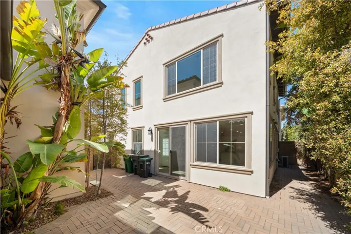 206 Bright Poppy, Irvine, California 92618