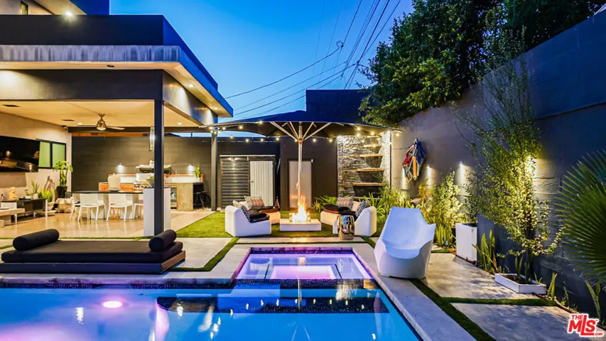 2012 S Curson Avenue, Los Angeles, California 90016