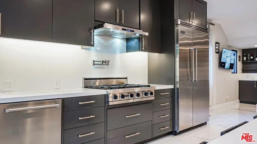 2012 S Curson Avenue, Los Angeles, California 90016