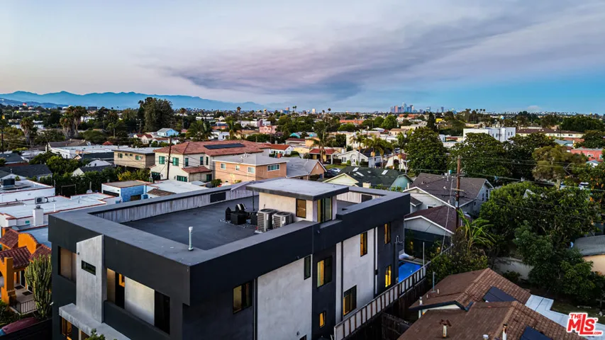 2012 S Curson Avenue, Los Angeles, California 90016