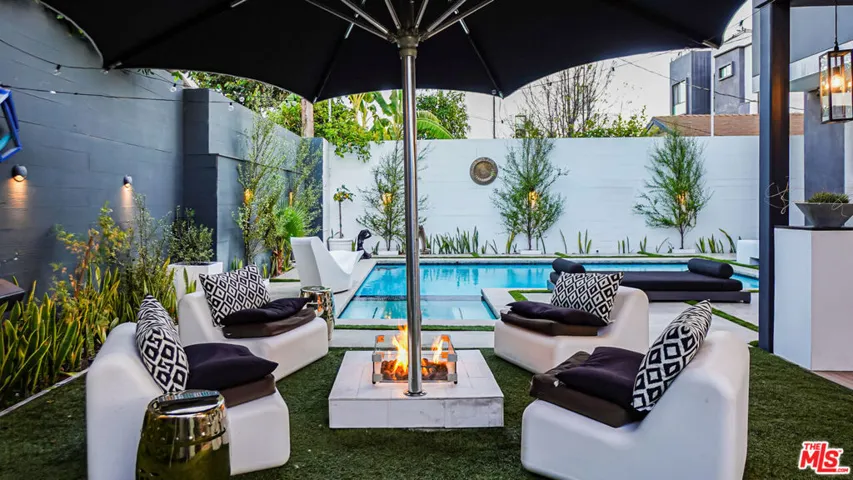 2012 S Curson Avenue, Los Angeles, California 90016
