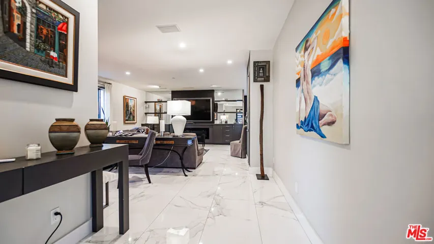 2012 S Curson Avenue, Los Angeles, California 90016