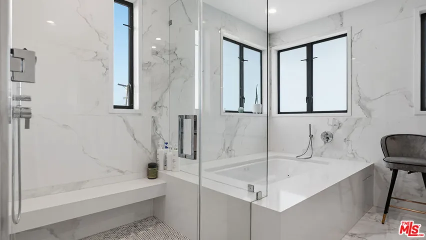 2012 S Curson Avenue, Los Angeles, California 90016