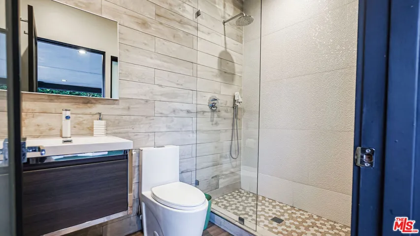 2012 S Curson Avenue, Los Angeles, California 90016