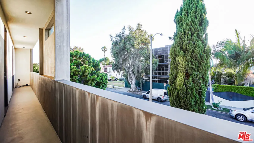 2012 S Curson Avenue, Los Angeles, California 90016