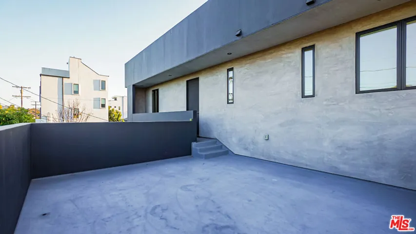 2012 S Curson Avenue, Los Angeles, California 90016
