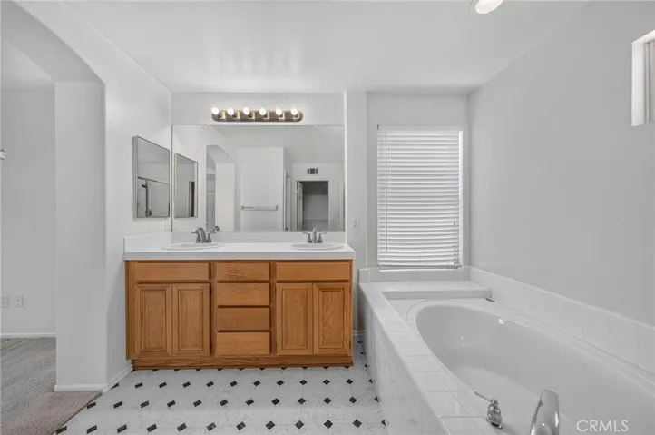 39977 Chalon Court, Temecula, California 92591