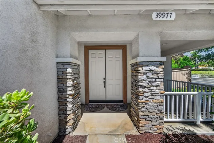39977 Chalon Court, Temecula, California 92591