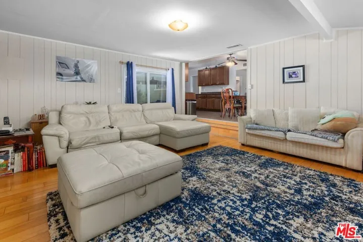 1049 Newhill Street, Glendora, California 91741