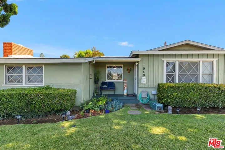 1049 Newhill Street, Glendora, California 91741