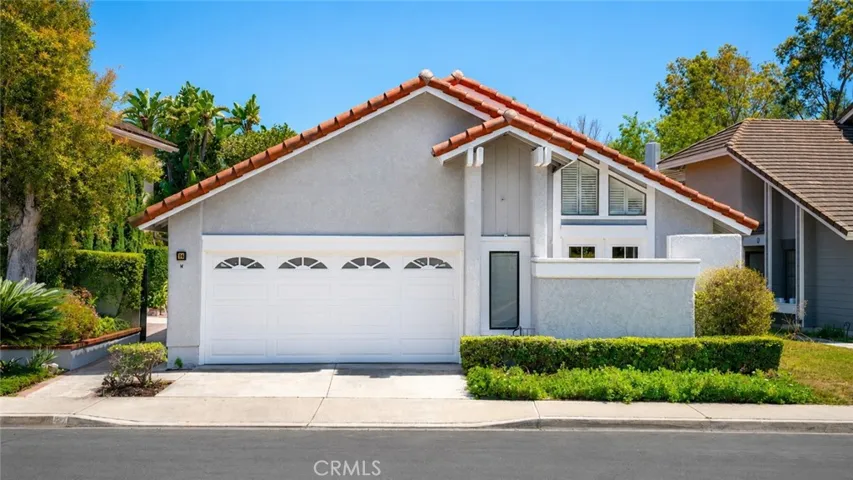 14 Alba W W, Irvine, California 92620
