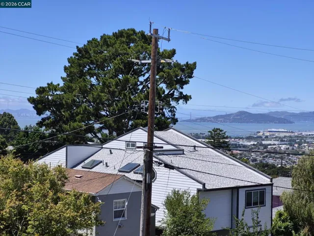 6635 Arlington Blvd, Richmond, California 94805