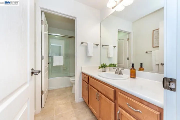 2527 Coldstream Way, Hayward, California 94545