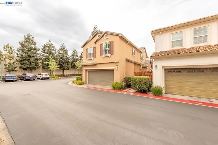 2527 Coldstream Way, Hayward, California 94545