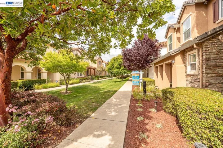 2527 Coldstream Way, Hayward, California 94545