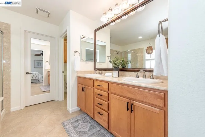2527 Coldstream Way, Hayward, California 94545