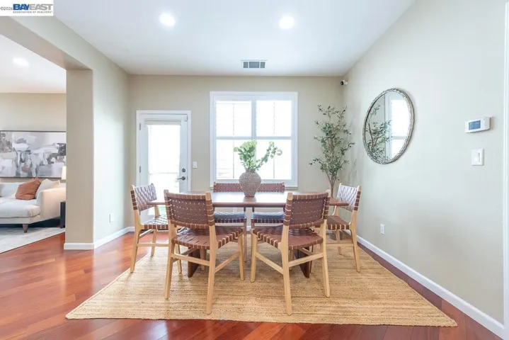 2527 Coldstream Way, Hayward, California 94545