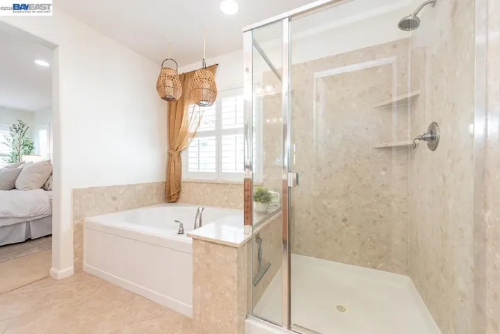 2527 Coldstream Way, Hayward, California 94545