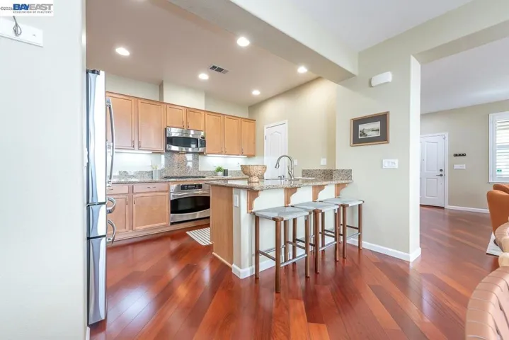 2527 Coldstream Way, Hayward, California 94545