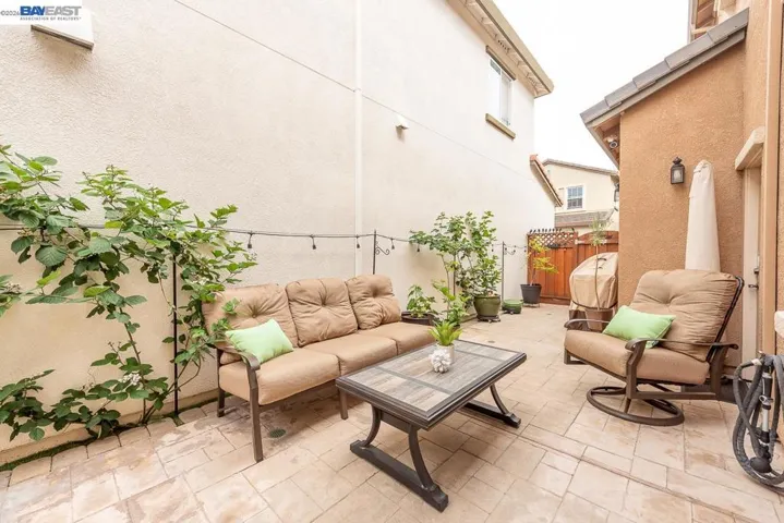 2527 Coldstream Way, Hayward, California 94545