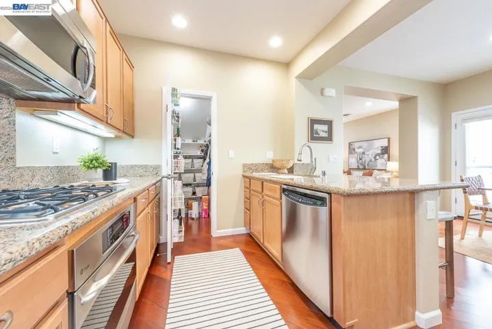 2527 Coldstream Way, Hayward, California 94545