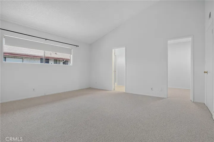 18410 Lull 1, Reseda, California 91335