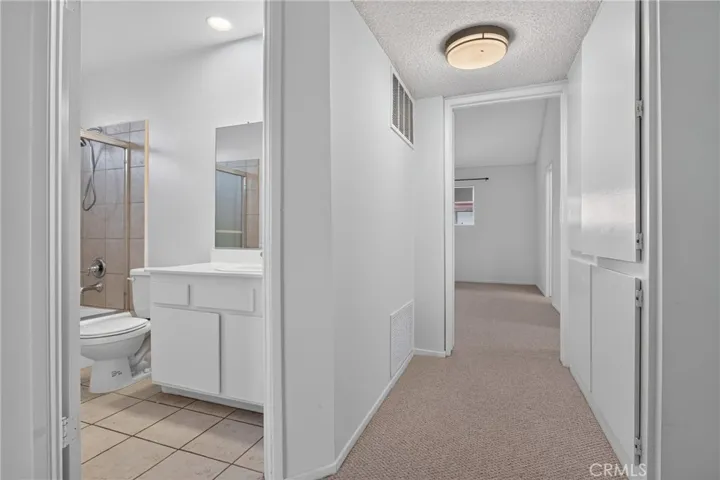 18410 Lull 1, Reseda, California 91335