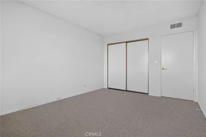 18410 Lull 1, Reseda, California 91335