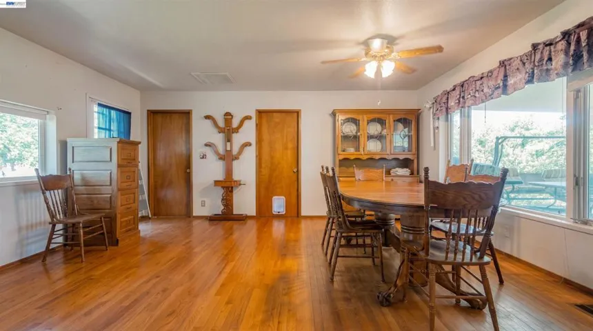 8037 Savage Way, Valley Springs, California 95252