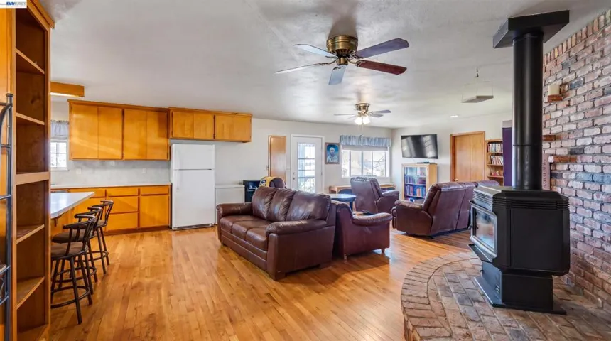 8037 Savage Way, Valley Springs, California 95252