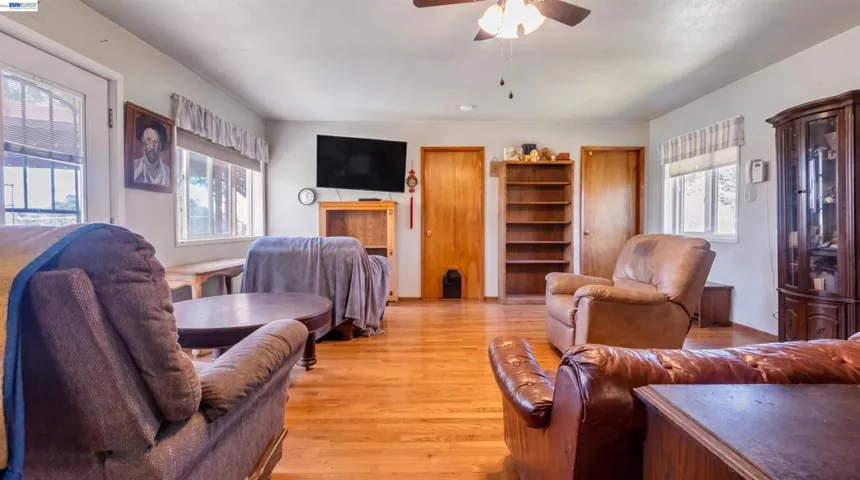 8037 Savage Way, Valley Springs, California 95252