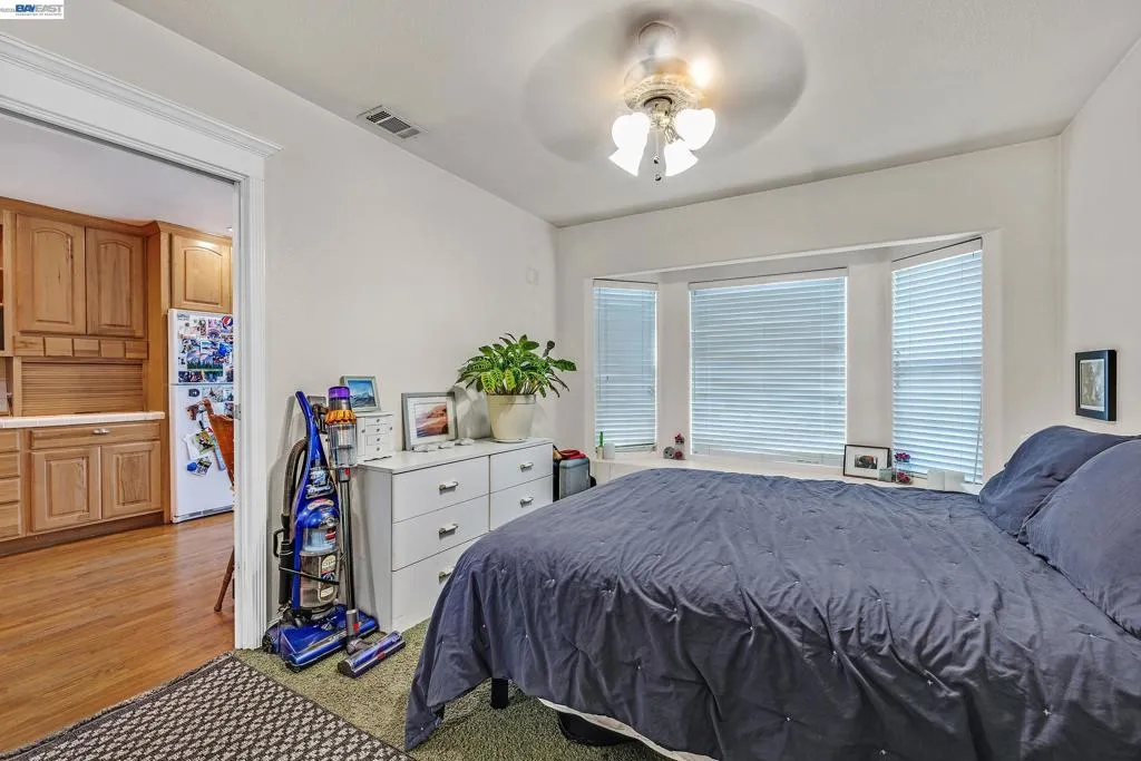 337 Bedroom