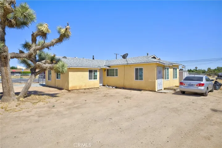15990 Yucca Street B, Hesperia, California 92345