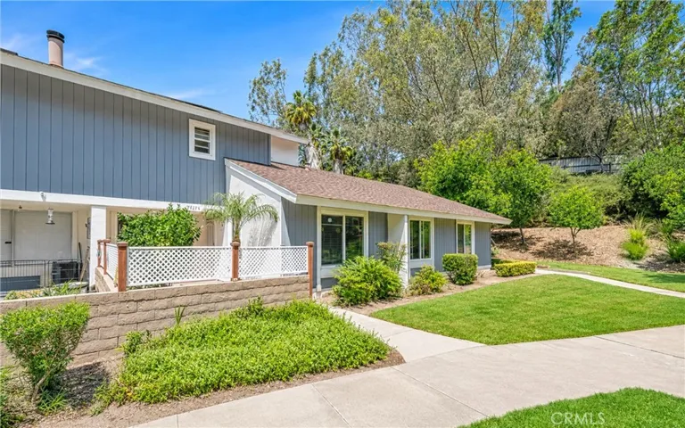 29616 Oakwood Ct, San Juan Capistrano, California 92675