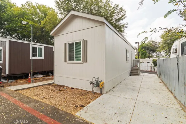 12245 San Fernando Road 32, Sylmar, California 91342