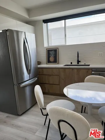124 S Croft Avenue, Los Angeles, California 90048