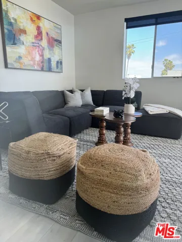 124 S Croft Avenue, Los Angeles, California 90048