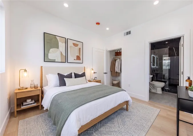 1063 S Corning Street, Los Angeles, California 90035