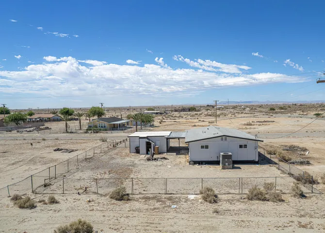 786 MOLOKAI AVE THERMAL 4