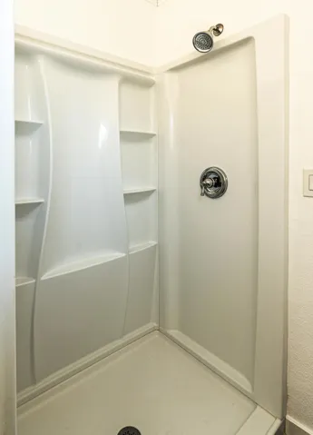 786 MOLOKAI AVE THERMAL 34