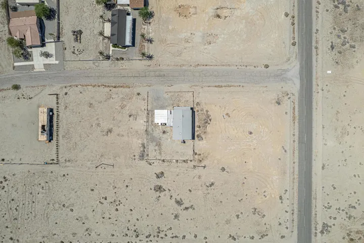 786 MOLOKAI AVE THERMAL 7