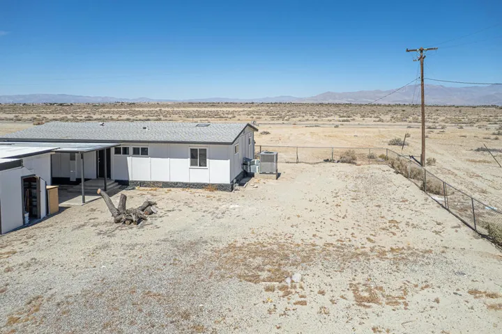 786 MOLOKAI AVE THERMAL 6