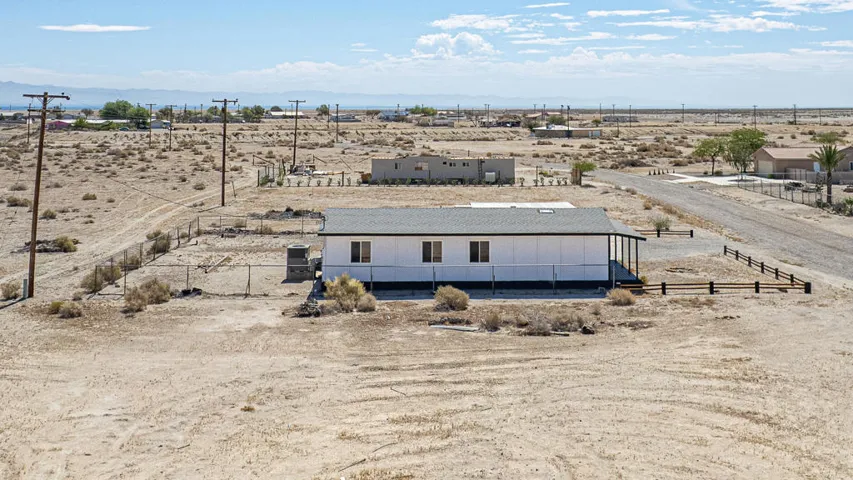 786 MOLOKAI AVE THERMAL 5