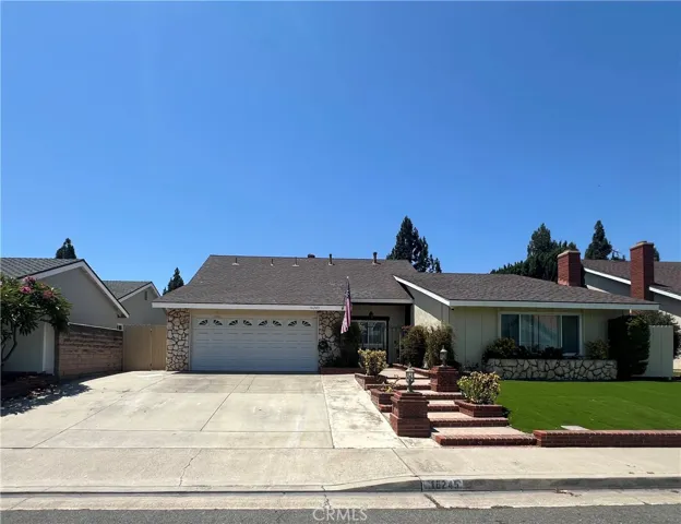 Parking in Driveway on Right & Rt side inside Garage
