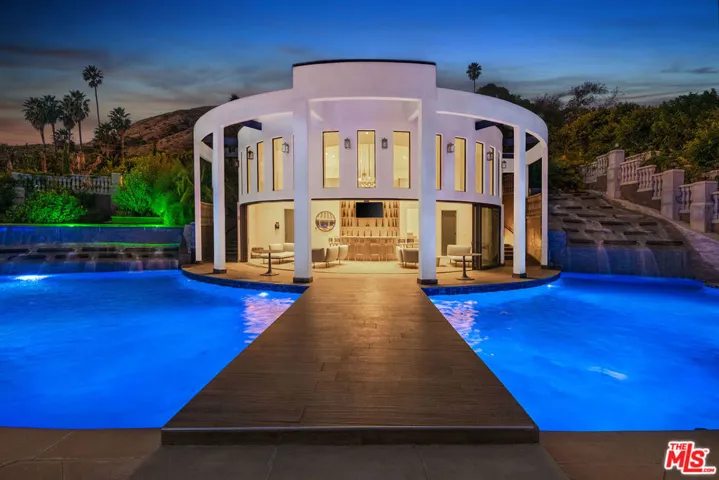 31555 Pacific Coast Highway, Malibu, California 90265