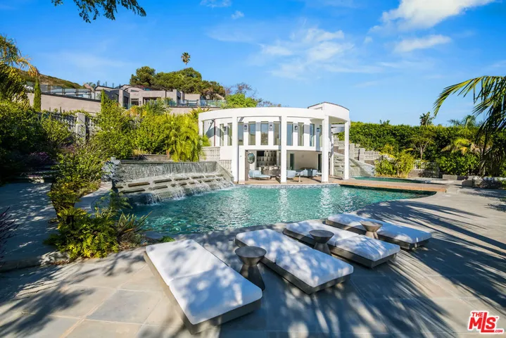 31555 Pacific Coast Highway, Malibu, California 90265